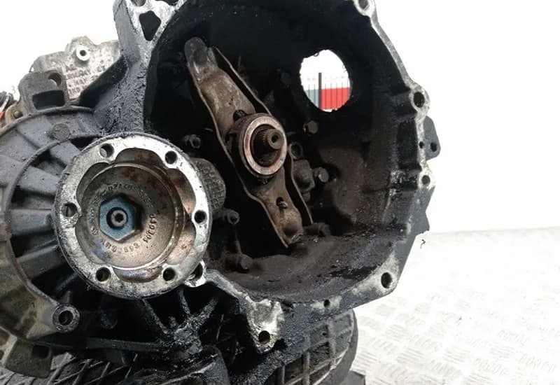МКПП Volkswagen Caddy 3